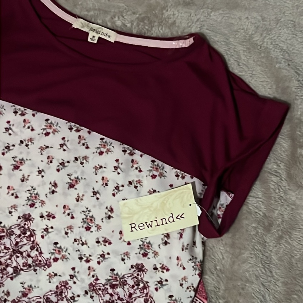 NWT Rewind Floral Box Sleeve Blouse